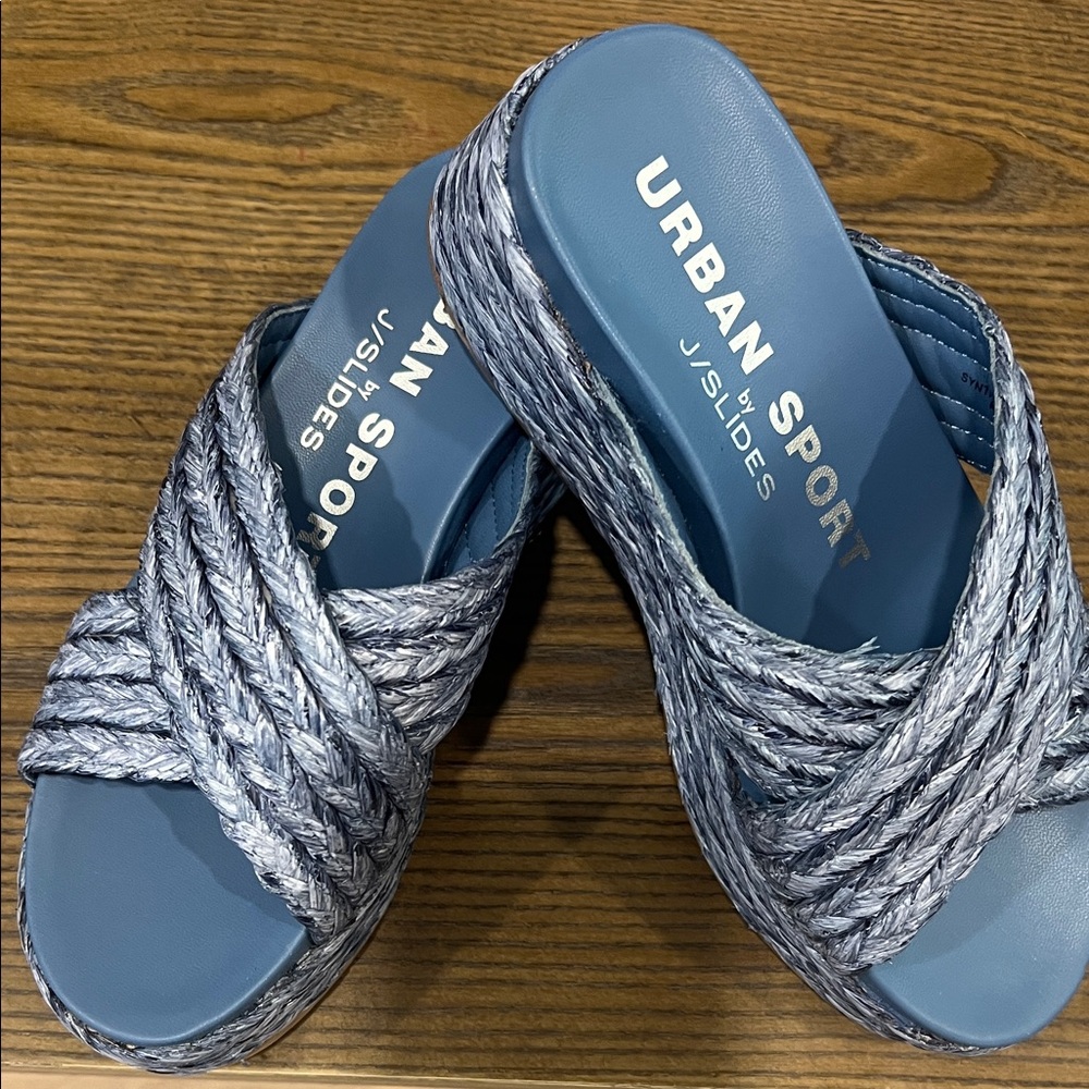 J Slides Blue Woven Platform Sandals - Picture 2 of 3